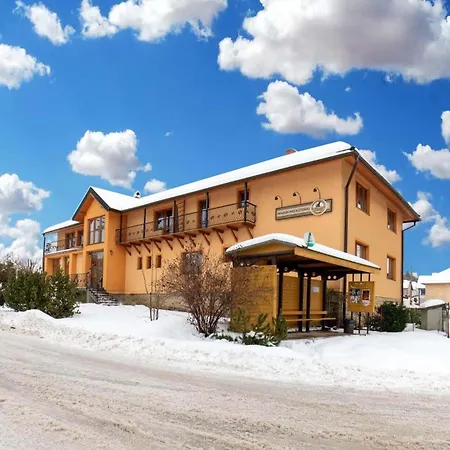 Pod Kycerou Guest house *